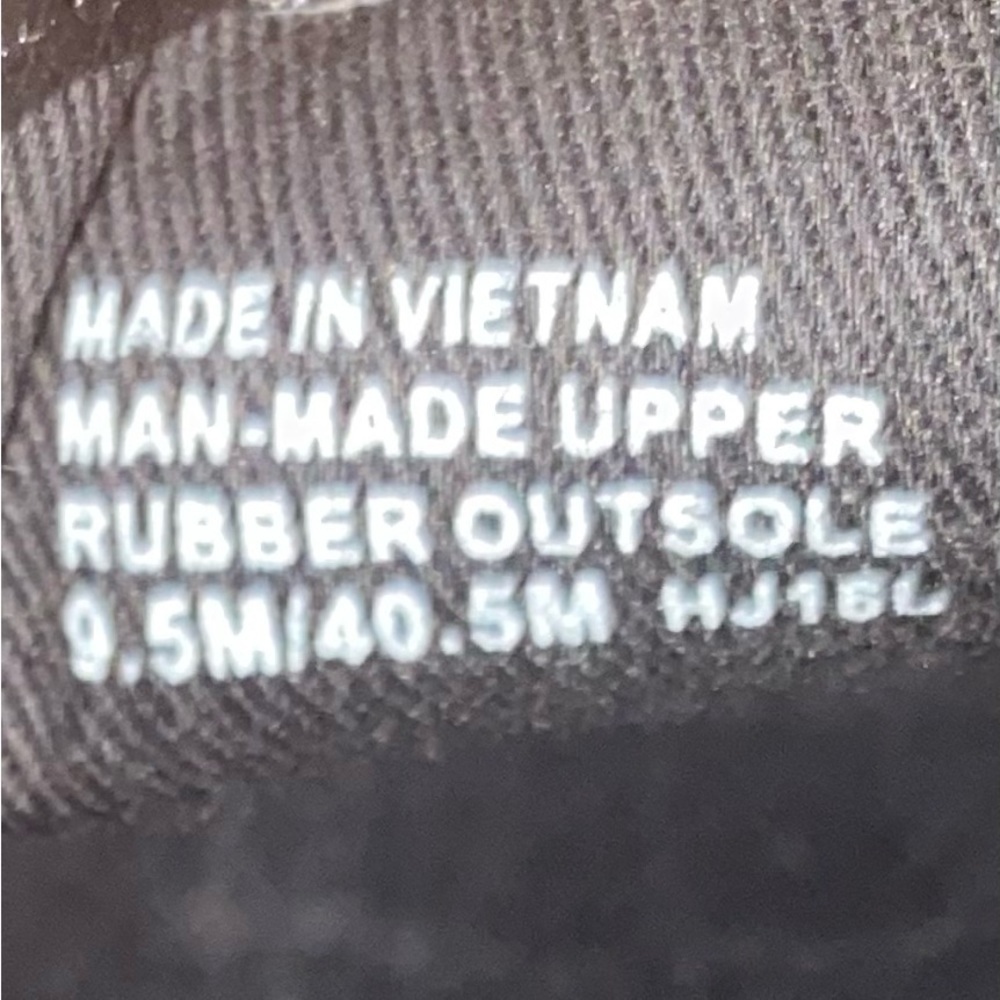 Michael Kors Keaton Signature Slip On Black Sneaker/Loafer Sz 9.5. - Picture 13 of 13